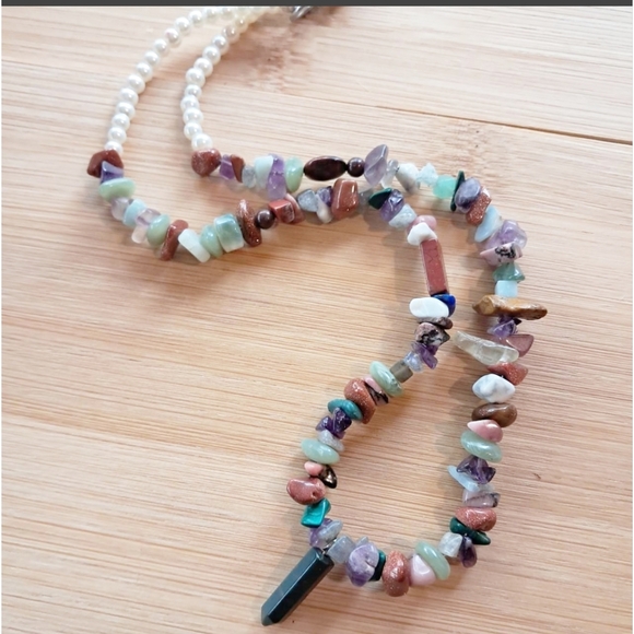 Multicolor Gemstone and Pearl Necklace - Picture 2 of 8